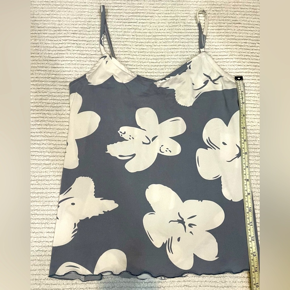 MXYM Tank/Camisole Sz M. Grey/white floral pattern.